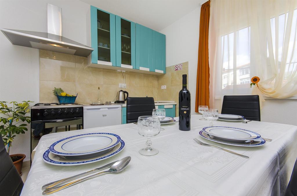Apartments Branka Трогир Екстериор снимка