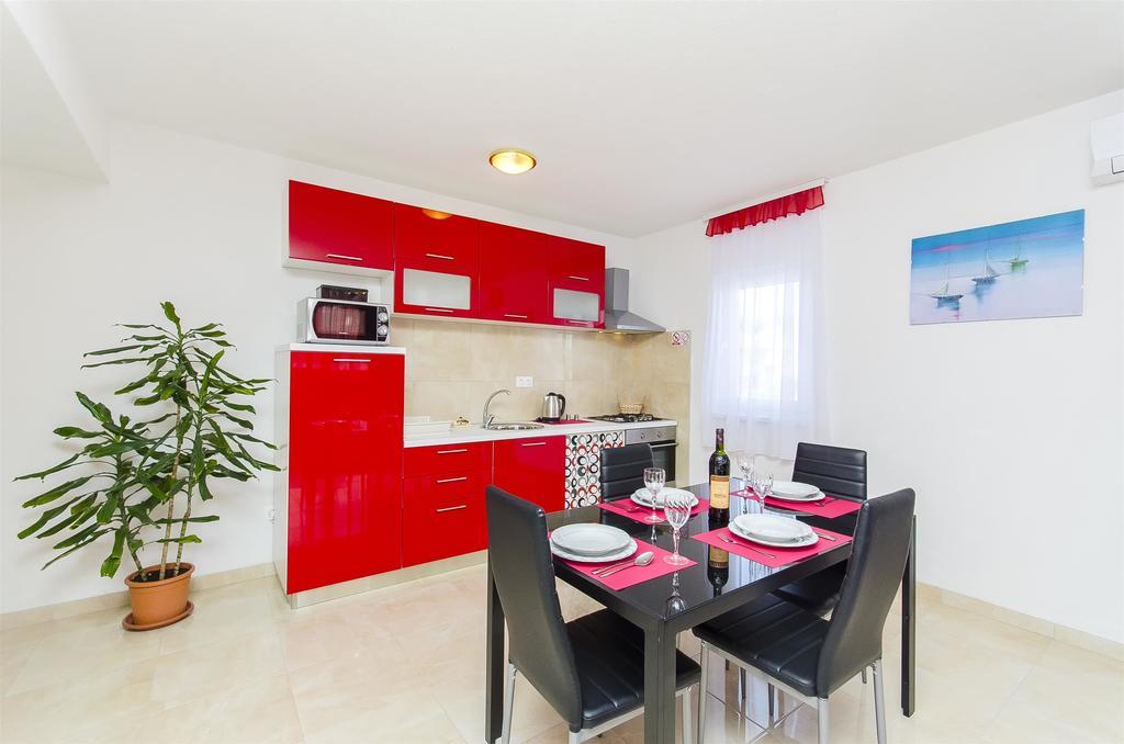 Apartments Branka Трогир Екстериор снимка