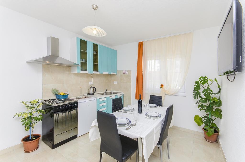 Apartments Branka Трогир Екстериор снимка