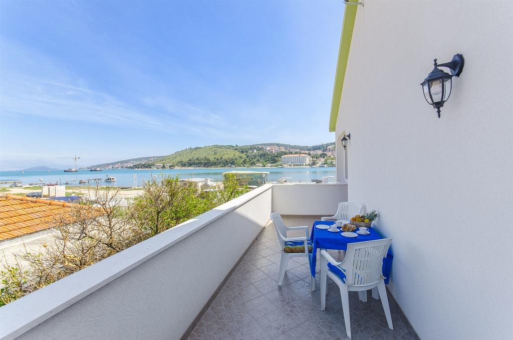 Apartments Branka Трогир Екстериор снимка