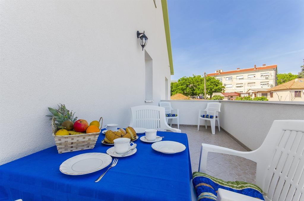 Apartments Branka Трогир Екстериор снимка