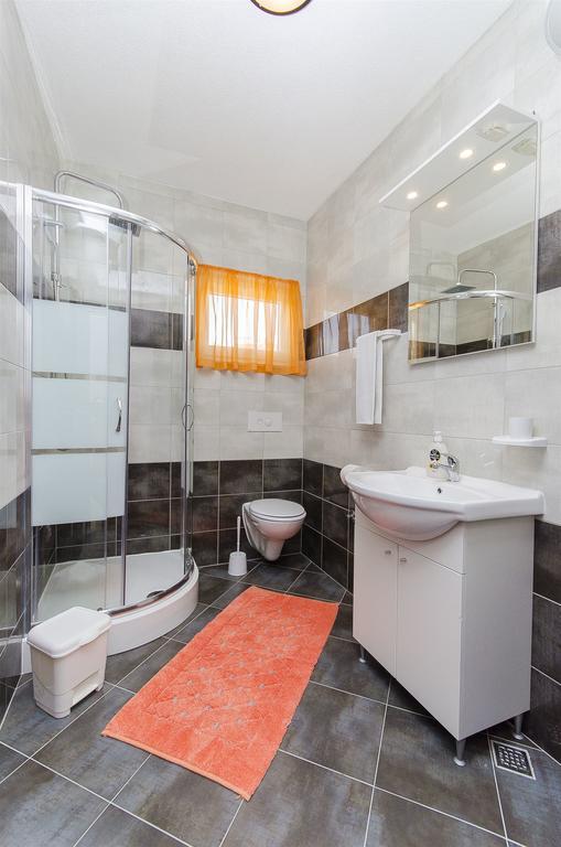 Apartments Branka Трогир Екстериор снимка
