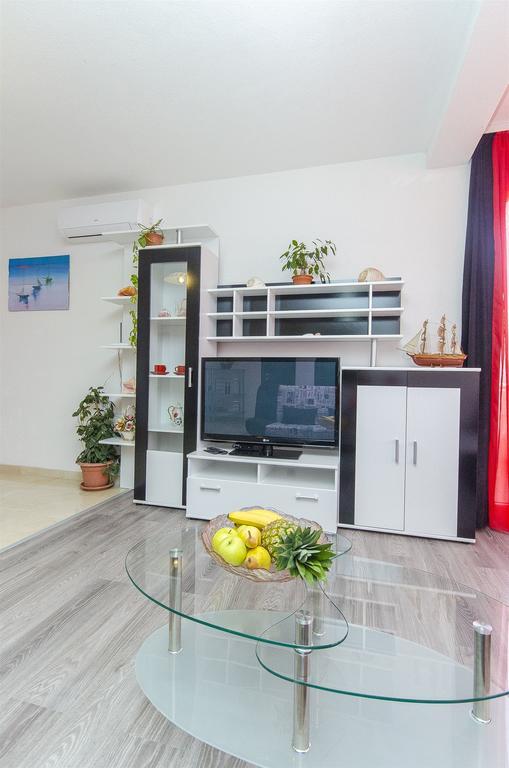 Apartments Branka Трогир Екстериор снимка