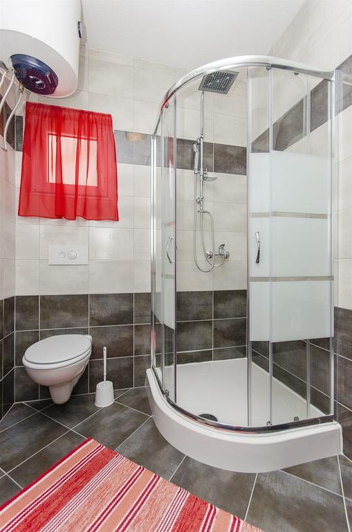 Apartments Branka Трогир Екстериор снимка